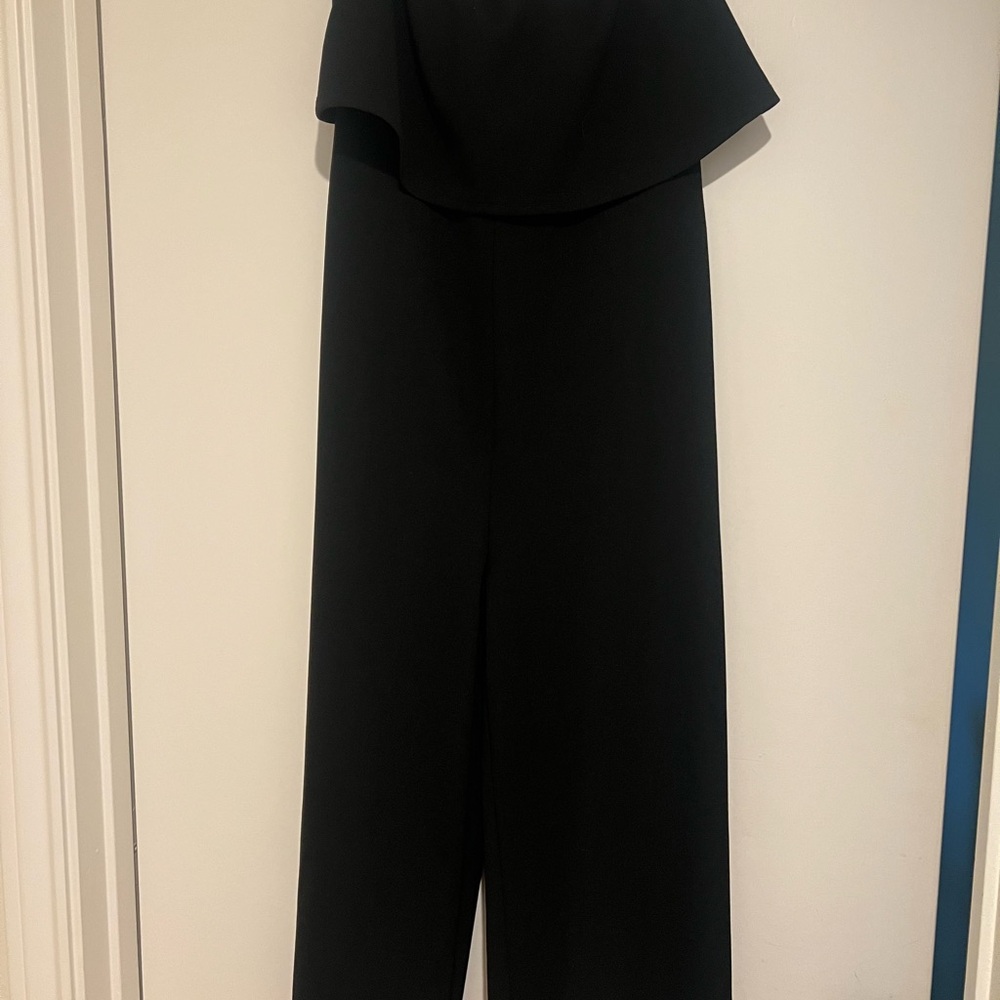 Elegant Black Strapless Jumpsuit with Wide-Leg Design